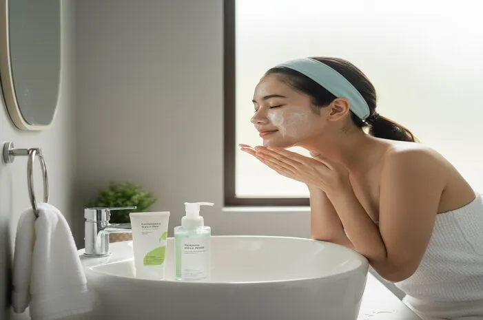 Rekomendasi Sabun Cuci Muka yang Bagus Sesuai Jenis Kulit