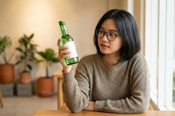 Soju: Kenali Alkohol Khas Korea yang Jernih Ini