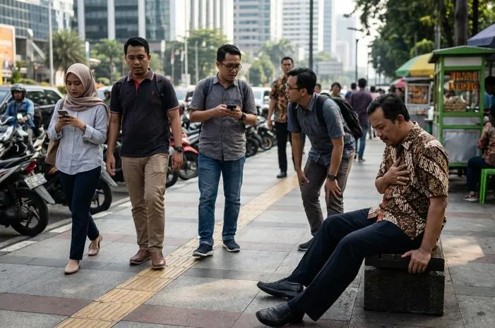 Bystander Effect: Diam Saat Ramai, Ini Alasannya!
