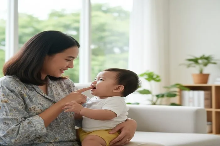 Bayi Bisa Bicara Umur Berapa? Ini Tahapan dan Tipsnya!