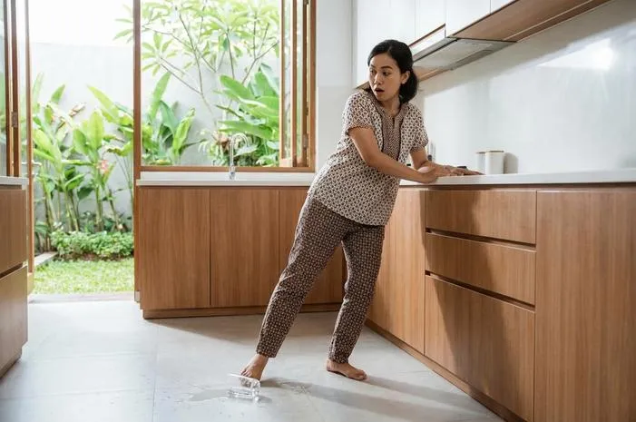 Ups, Terpeleset! Atasi Cepat dan Hindari Cedera