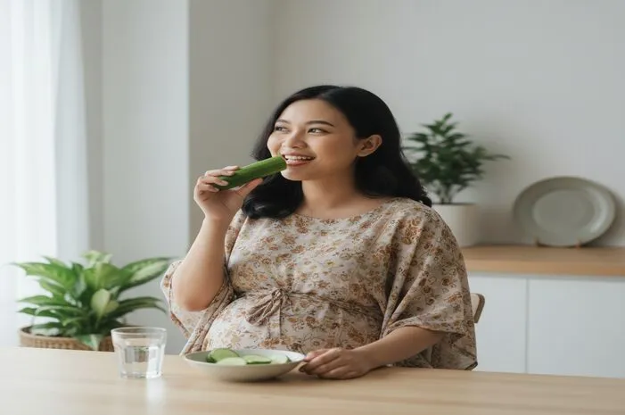 Bumil Makan Timun Mentah: Aman? Manfaat & Tips Sehat