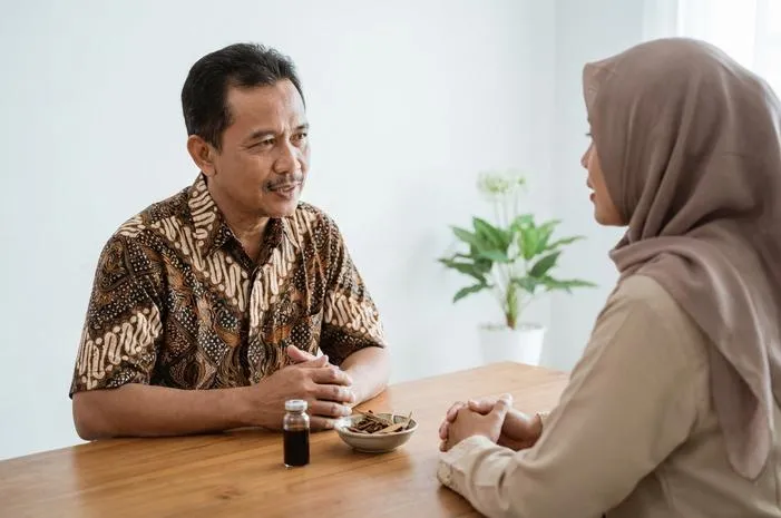 Manfaat Darah Kobra: Obat Kuat atau Malah Sakit?