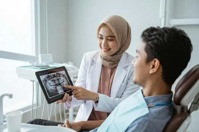 Cabut Akar Gigi: Bebas Nyeri, Senyum Lepas Tanpa Beban