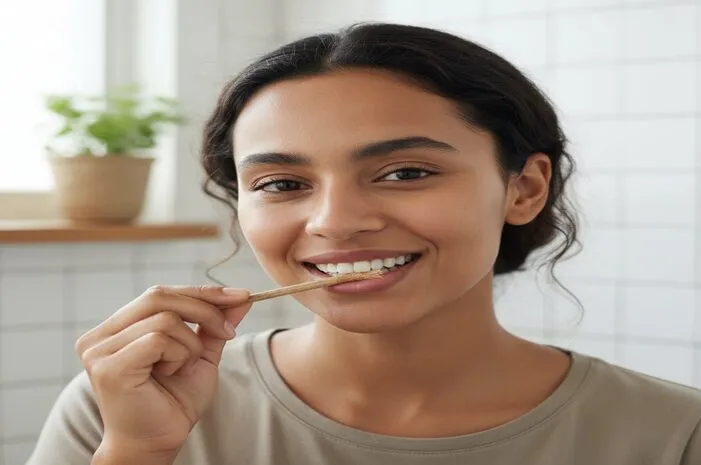 Cara Memakai Siwak yang Benar: Gigi Bersih Alami