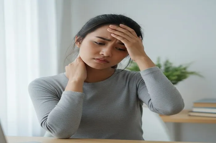 Leher Bagian Belakang Sakit dan Kepala Pusing: Yuk Atasi Ini!