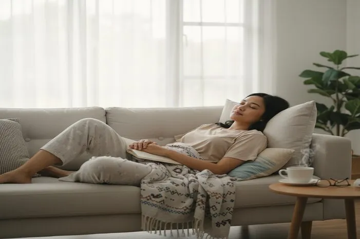 Rebahan Adalah: Kunci Rileks atau Picu Magermu?