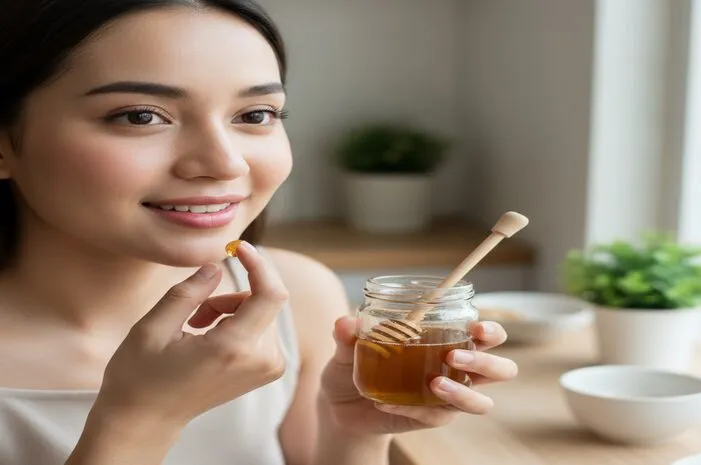 Rahasia Bibir Merah Alami: Cara Memerahkan Bibir dengan Madu