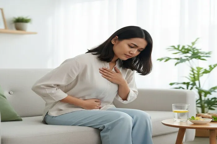 Tips Cepat Mengatasi Perut Penuh dan Sesak
