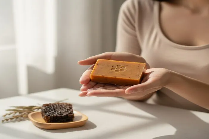 Sabun Propolis: Kulit Bersih, Cerah, Hempas Jerawat Membandel