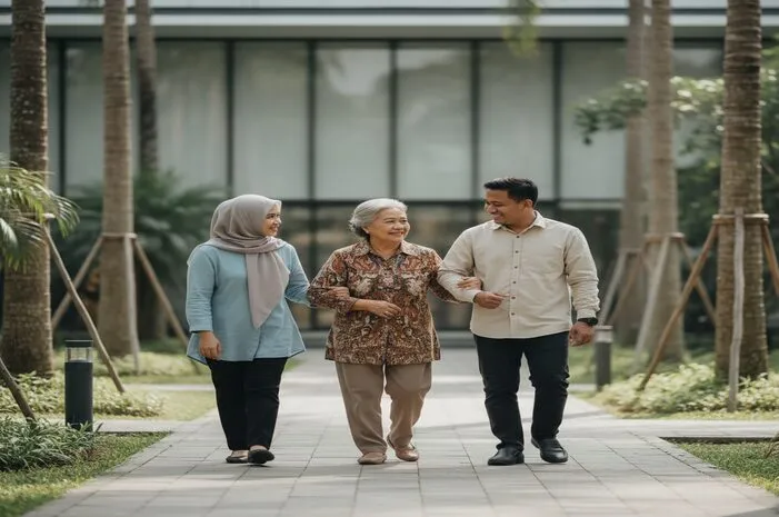 Membantu Orang Tua: Dari Hal Kecil Jadi Berkah Besar
