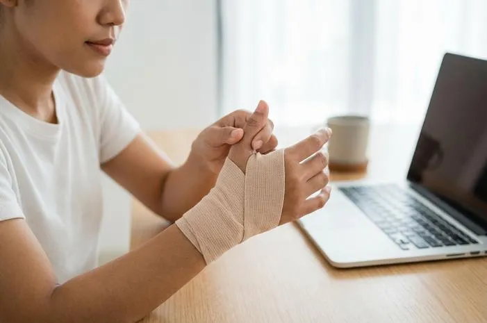 Tendon Tangan: Gerak Lincah, Waspadai Cedera!