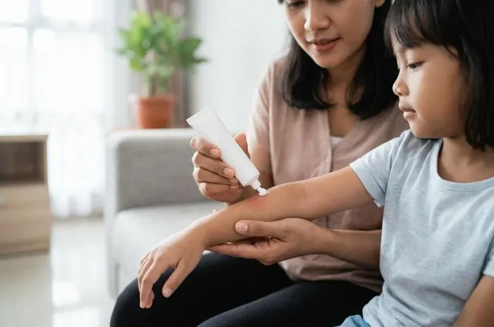 Trifamycetin Obat Apa: Salep Kulit Lawan Bakteri