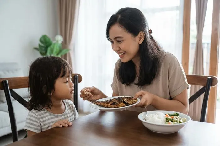 7 Manfaat DHA untuk Anak Dukung Otak Cerdas Sejak Dini