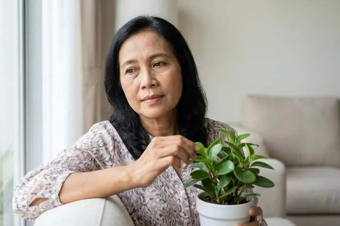 Operasi Angkat Rahim Bikin Cepat Tua? Ini Faktanya