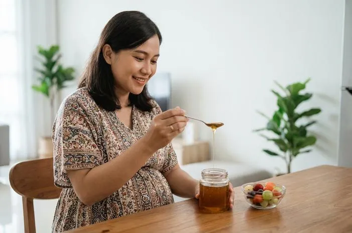 Madu untuk Ibu Hamil Ternyata Aman dan Punya Banyak Manfaat