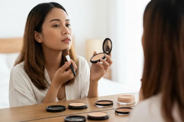 Shade Bedak: Cocokkan Warna Kulitmu Biar Natural