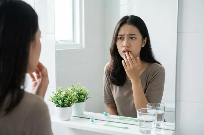 Ternyata Ini Apa Penyebab Bau Mulut yang Bikin Malu