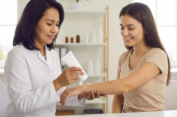 Kering Gatal? Topicare Ceramide Bikin Kulit Tenang