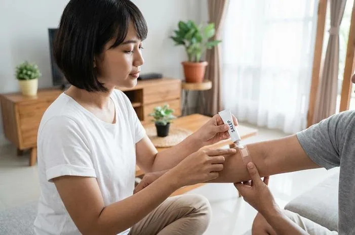 Apa Nama Salep untuk Luka Cepat Kering? Ini Jawabnya!