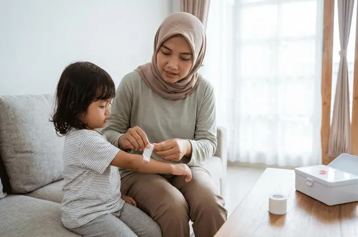 Micropore Obat untuk Apa? Plester Aman Kulit Sensitif