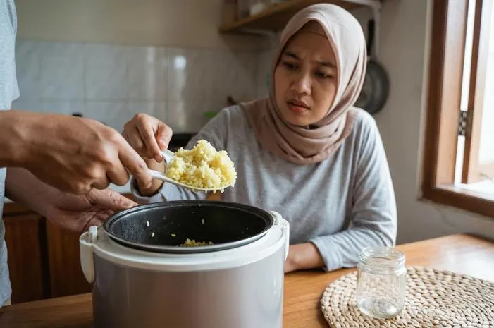 Kenali Ciri Ciri Nasi Basi Agar Terhindar Dari Keracunan