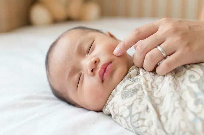 Warna Bibir Bayi Normal dan Kapan Ibu Harus Waspada