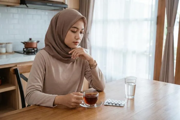 Bahaya Minum Teh Setelah Minum Obat dan Aturan Amannya