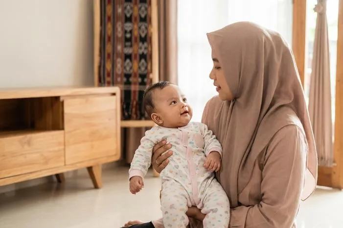 Ciri Bayi Prematur 8 Bulan dan Cara Tepat Merawatnya