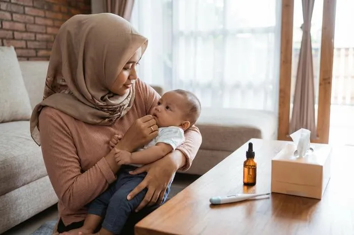 Pilek Bayi? Ini Solusi Aman Tanpa Obat Sirup Keras