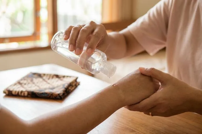 Baby Oil untuk Pelumas: Bukan Pilihan Tepat, Kenapa?