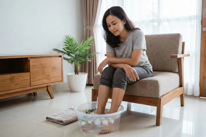 Manfaat Merendam Kaki Air Es: Redakan Nyeri dan Cepat Pulih