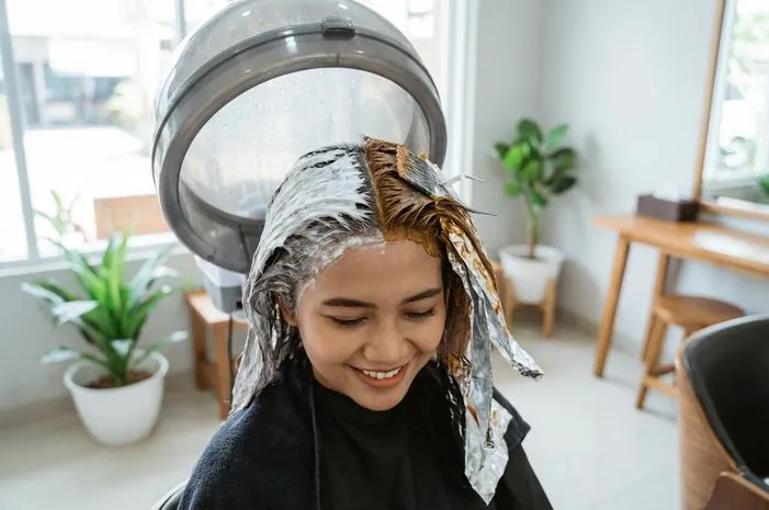 Apa Bedanya Creambath dan Hair Mask? Mana yang Cocok untukmu?