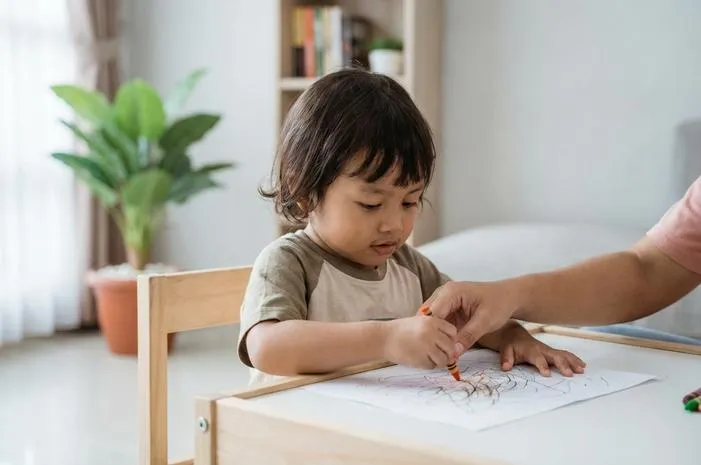 Normalnya Anak Menulis Umur Berapa? Ini Jawabannya!