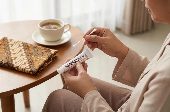 Borraginol: Salep Ampuh Kempeskan Ambeien, Ini Faktanya!
