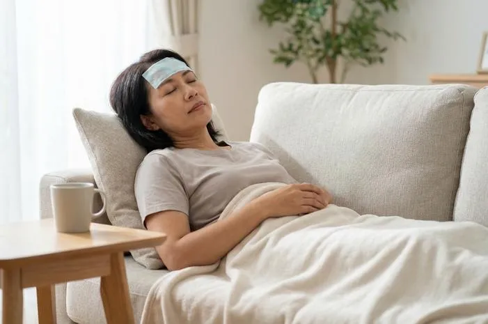 Kool Fever untuk Dewasa: Cepat Redakan Demam Sakit Kepala