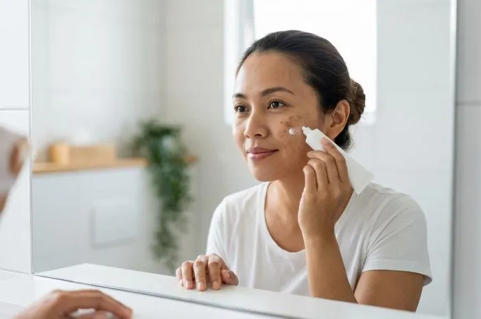 Aza 20 Mampu Hilangkan Flek Hitam? Ini Jawabannya!