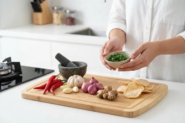 Apa Saja Bumbu Seblak: Rahasia Pedas Gurih Kencur!