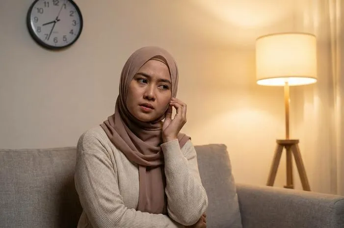 Telinga Kiri Berdenging Jam 8-9 Malam Arti Medis Dan Primbon