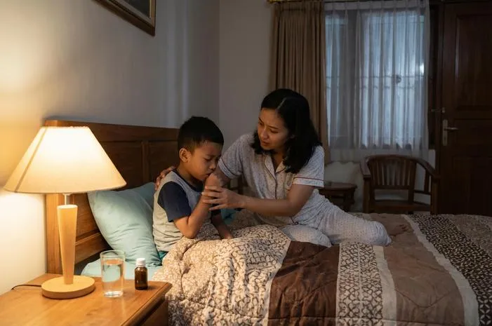 Tips Jitu Atasi Anak Batuk di Malam Hari