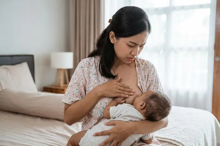 Benjolan di Payudara Saat Menyusui: Normal atau Bahaya?
