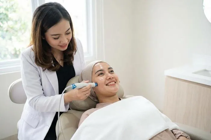 Hydrafacial: Rahasia Wajah Bersih Glowing Instan