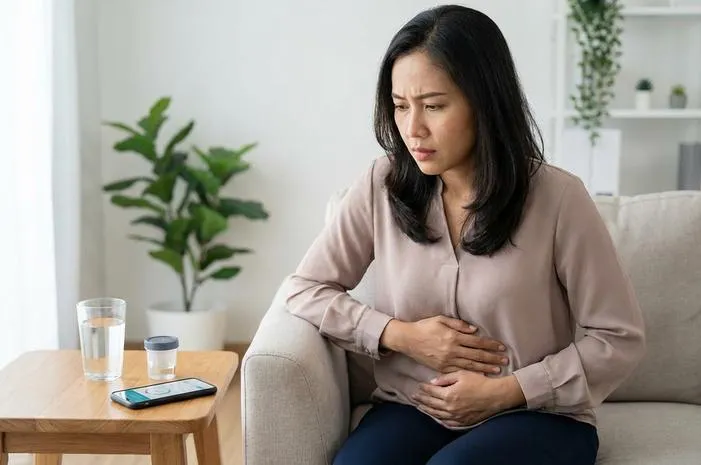 Kencing Keluar Darah pada Wanita? Ini Penyebabnya!