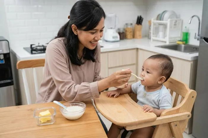 Butter untuk MPASI: Bayi Lahap Makan dan Gemuk Sehat