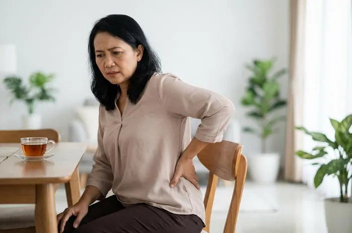 Tulang Ekor Nyeri: Jangan Panik, Ini Solusi Ringannya