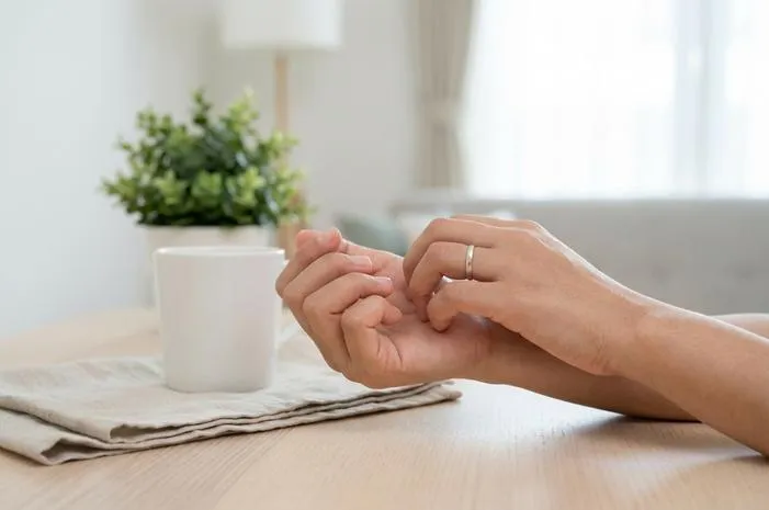 Gatal di Sela Jari Tangan? Yuk, Cari Tahu Penyebabnya!