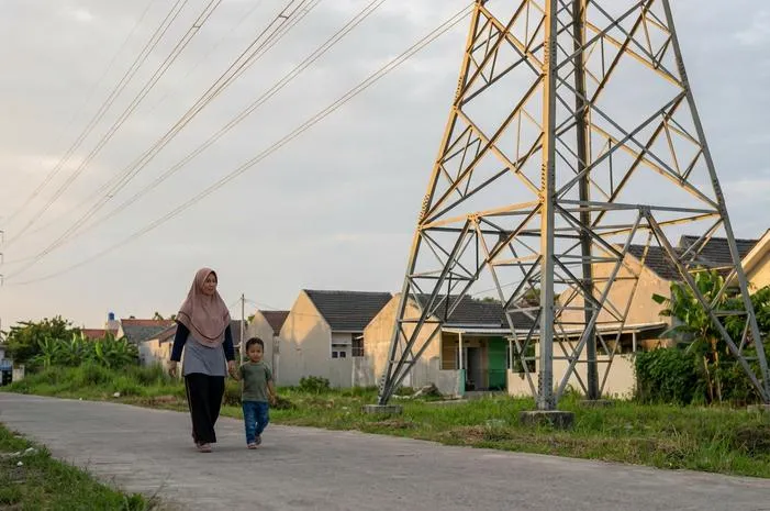 Sutet Listrik: Bahaya atau Mitos? Cek Faktanya!