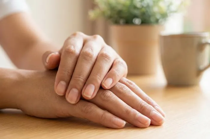 Lunula Kuku: Pahami Makna Bulan Sabit Kesehatan