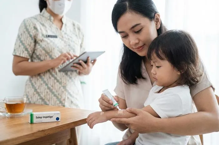 Obat Impetigo: Pilih Salep, Krim, atau Antibiotik?