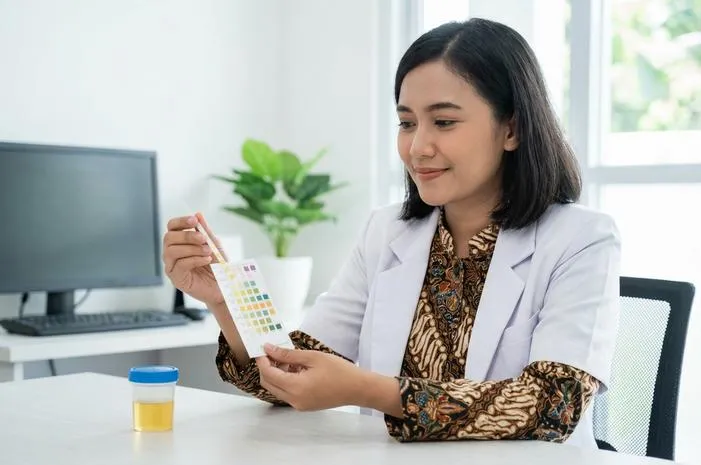 Leukosit Esterase: Kenali Sinyal ISK di Tes Urine